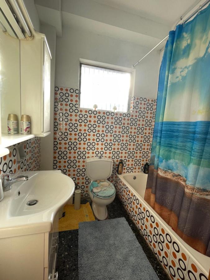 أثينا Spacious Apartment With Balconies, Ac, King Bed, Near Dt And Transports المظهر الخارجي الصورة